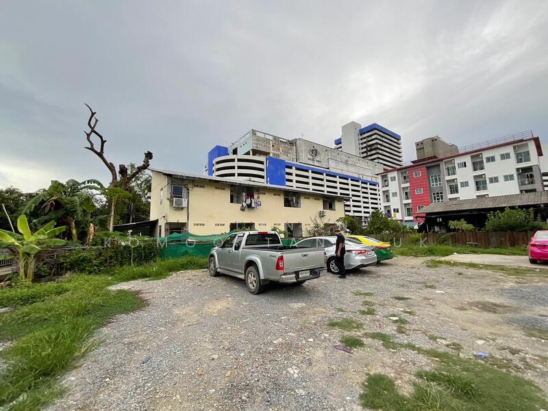 ขายที่ดิน 90 ตร.ว. ลาดพร้าว 81 ใกล้ อิมพีเรียล เวิลด์ ที่ดินห่างจากปากซอยลาดพร้าว 81 เพียง 350 เมตร, Bangkok, Khlong Chaokhun Sing, Wang Thonglang, Bangkok, , 360 sqm, Land For Sale, by Jutanon Komoottanaruk, 500144718 - DDproperty.com