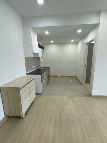Supalai Loft Prajadhipok-Wongwian Yai, Bangkok, Prajadhipok Road, Somdet Chao Phraya, Khlong San, Bangkok, 2 Bedrooms, 49 sqm, Condo For Rent, by Tanapat Jitwatcharakomol, 500144804 - DDproperty.com