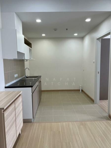 Supalai Loft Prajadhipok-Wongwian Yai, Bangkok, Prajadhipok Road, Somdet Chao Phraya, Khlong San, Bangkok, 2 Bedrooms, 49 sqm, Condo For Rent, by Tanapat Jitwatcharakomol, 500144804 - DDproperty.com
