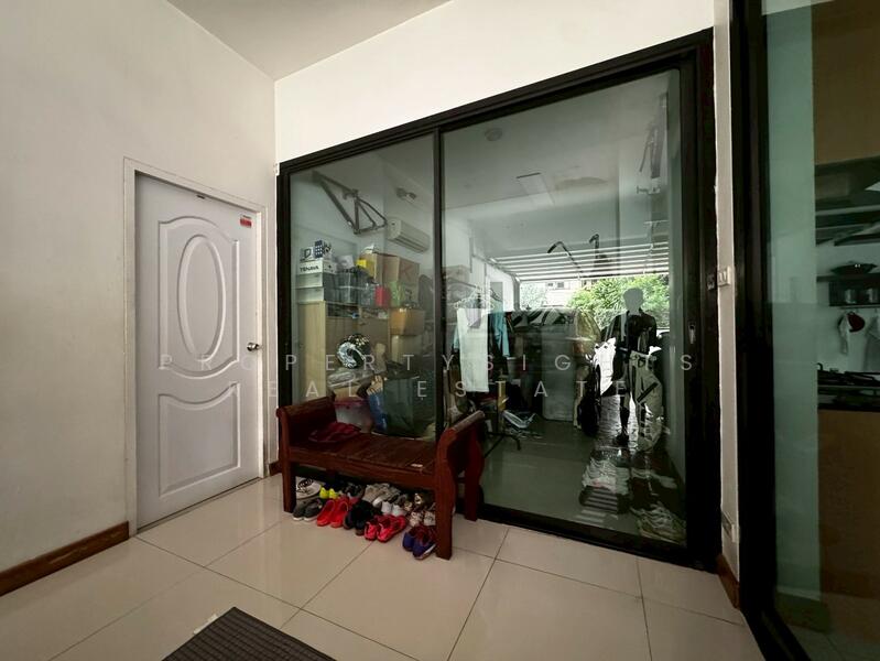 House BTS Thonglor, Bangkok, Khlong Tan Nua, Watthana, Bangkok, 3 Bedrooms, 600 sqm, Single Detached House For Rent, by PROPERTYSIGHTS REAL ESTATE, 500144822 - DDproperty.com