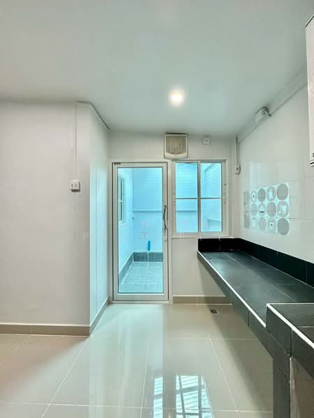 Baan Phuttachad Bangrak Yai : บ้านพุทธชาด บางรักใหญ่, นนทบุรี, ซอยหมู่บ้านพุทธชาด, บางรักใหญ่, บางบัวทอง, นนทบุรี, 110 ตร.ม., บ้านเดี่ยว ขาย, โดย Connex Property, 500144848 - DDproperty.com