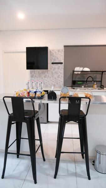 5-BR House, Bangkok, Bang Na Nuea, Bang Na, Bangkok, 5 Bedrooms, 400 sqm, Single Detached House For Rent, by Ramita  Theptham, 500144857 - DDproperty.com