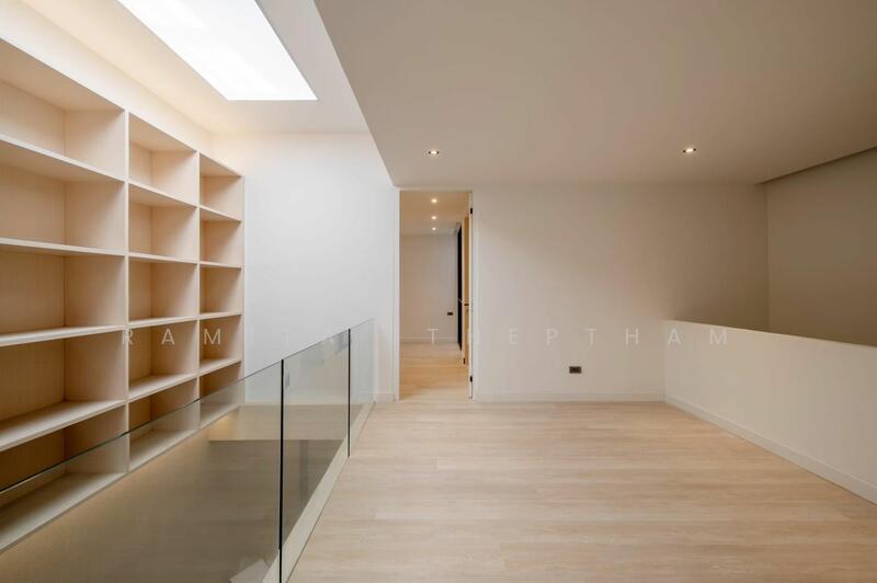 2-BR Townhouse, Bangkok, Phra Kanong Nua, Watthana, Bangkok, 2 Bedrooms, 170 sqm, Townhouse For Sale, by Ramita Theptham, 500144875 - DDproperty.com