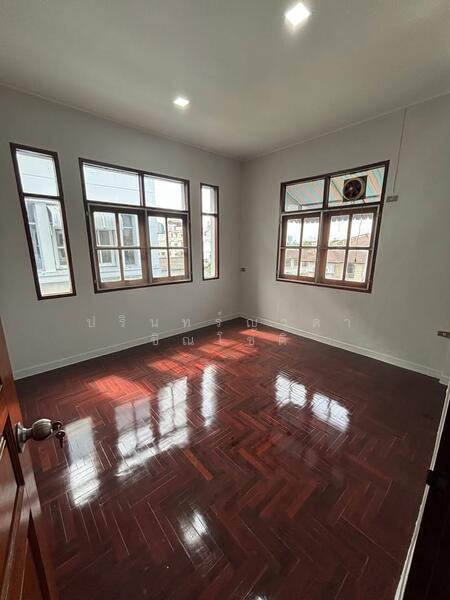 Home Office Srinakarin, Bangkok, Suan Luang, Suan Luang, Bangkok, 5 Bedrooms, 300 sqm, Townhouse For Rent, by ปรินทร์ญาดา ชิณโชติ, 500144879 - DDproperty.com