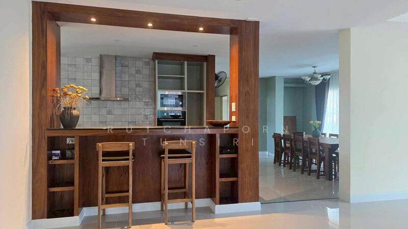 บ้านในโครงการคุณภาพ ให้เช่า – ใกล้โรงเรียนปัญญาเด่น เพียง 5 นาที ค่าเช่า 55,000 บาท / เดือน รหัสทรัพ, Chiang Mai, Nam Phare, Hang Dong, Chiang Mai, 5 Bedrooms, 180 sqm, Single Detached House For Rent, by Rutchaporn Tunsiri, 500144885 - DDproperty.com