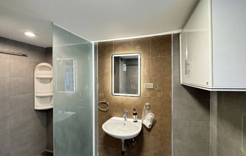 Srivara Mansion, Bangkok, Chan Muang, Din Daeng, Din Daeng, Bangkok, 3 Bedrooms, 150 sqm, Condo For Rent, by Wathanyu  Withanakul, 500144901 - DDproperty.com