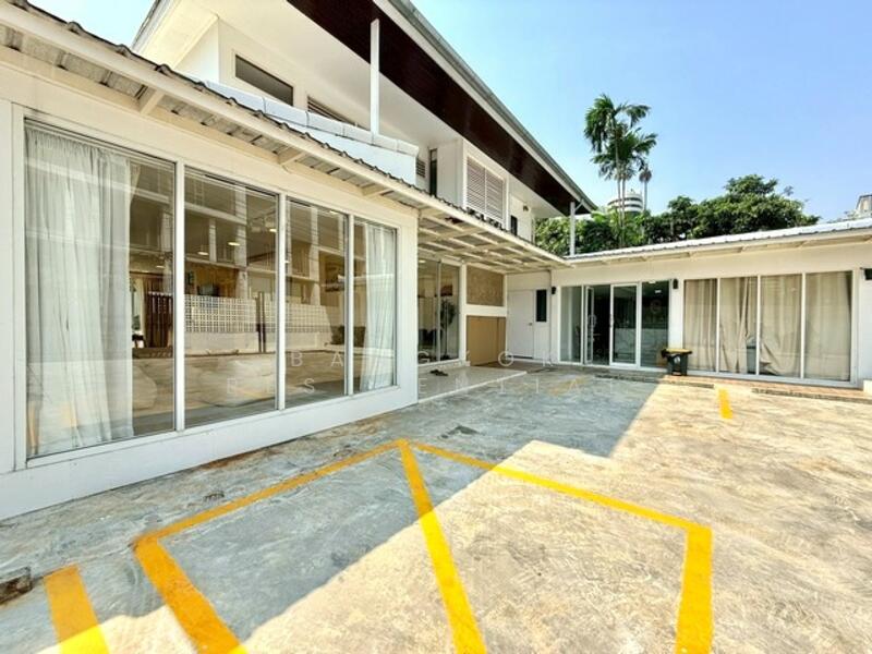Detached House, Bangkok, Sukhumvit 63, Khlong Tan Nua, Watthana, Bangkok, 4 Bedrooms, 300 sqm, Single Detached House For Rent, by Bangkok Residential, 500144931 - DDproperty.com