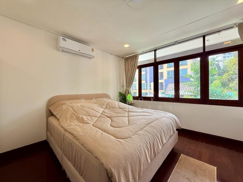 Detached House, Bangkok, Sukhumvit 63, Khlong Tan Nua, Watthana, Bangkok, 4 Bedrooms, 300 sqm, Single Detached House For Rent, by Bangkok Residential, 500144931 - DDproperty.com