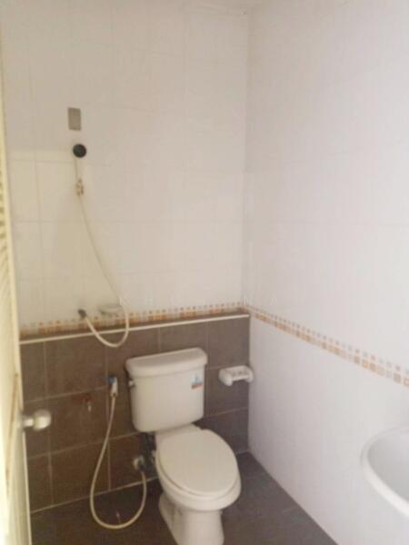 ทรัพย์เจริญ ฉลองกรุง 53, Bangkok, Lam Pla Tiew, Lat Krabang, Bangkok, 2 Bedrooms, 100 sqm, Townhouse For Sale, by Khun Na, 500144967 - DDproperty.com