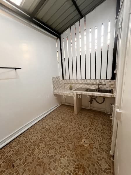 ทรัพย์เจริญ ฉลองกรุง 53, กรุงเทพ, ลำปลาทิว, ลาดกระบัง, กรุงเทพ, 100 ตร.ม., ทาวน์เฮ้าส์ ขาย, โดย Khun Na, 500144967 - DDproperty.com