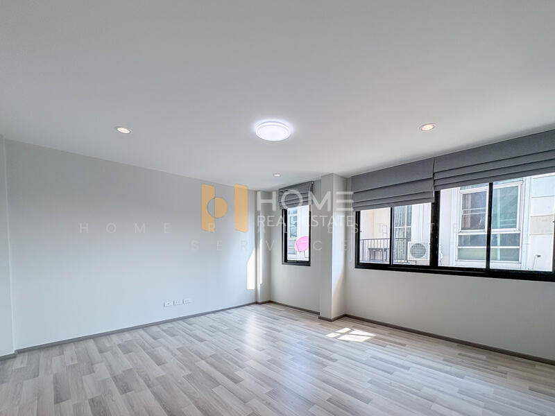 Pasaliin Home Office, Bangkok, 43-1 Ladprao Road 101 Soi 42, Khlong Chan, Bang Kapi, Bangkok, 4 Bedrooms, 200 sqm, Townhouse For Sale, by HOME Real Estate Service, 500144971 - DDproperty.com