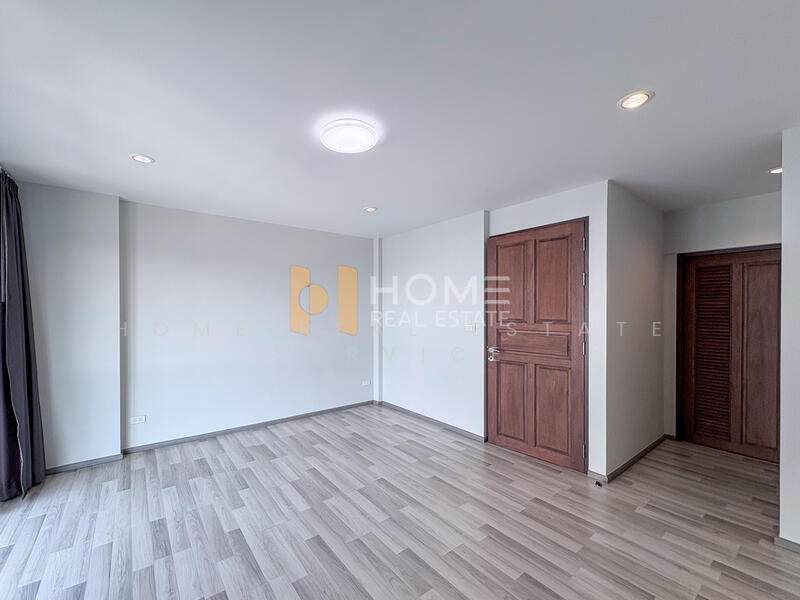 Pasaliin Home Office, Bangkok, 43-1 Ladprao Road 101 Soi 42, Khlong Chan, Bang Kapi, Bangkok, 4 Bedrooms, 200 sqm, Townhouse For Sale, by HOME Real Estate Service, 500144971 - DDproperty.com