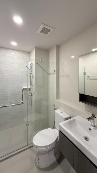 Aspire Onnut Station, Bangkok, Sukhumvit Road, Phra Kanong, Khlong Toei, Bangkok, 1 Bedroom, 31 sqm, Condo For Rent, by Living Real Estates, 500144985 - DDproperty.com