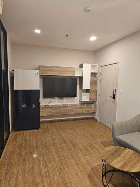 Metris Rama 9-Ramkhamheang, Bangkok, New Rama 9 Road, Hua Mak, Bang Kapi, Bangkok, 2 Bedrooms, 48 sqm, Condo For Rent, by Keerati  Wangrujirakul, 500145011 - DDproperty.com