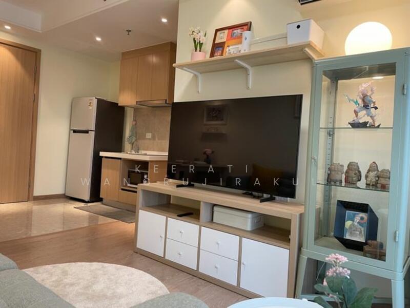 Regal Sathon-Naradhiwas, Bangkok, Naradhiwas Rajanagarindra Road, Thung Maha Mek, Sathon, Bangkok, 1 Bedroom, 34 sqm, Condo For Rent, by Keerati  Wangrujirakul, 500145015 - DDproperty.com