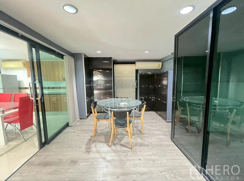 For Rent 4 Bedroom Detached House Wang Thonglang, Bangkok HRE00224, Bangkok, Khlong Chaokhun Sing, Wang Thonglang, Bangkok, 4 Bedrooms, 600 sqm, Single Detached House For Rent, by Hero Realtor Co., Ltd., 500145038 - DDproperty.com