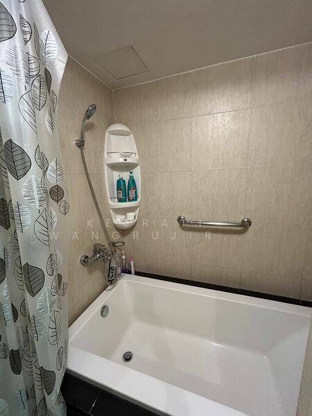 The Clover Thonglor Residence, Bangkok, Soi Sukhumvit 55, Khlong Tan Nua, Watthana, Bangkok, 1 Bedroom, 46 sqm, Condo For Sale, by Keerati  Wangrujirakul, 500145051 - DDproperty.com