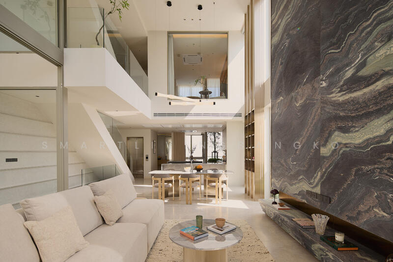 Luka Residence Ekamai, Bangkok, Bang Kapi, Huai Khwang, Bangkok, 4 Bedrooms, 430 sqm, Townhouse For Sale, by SmartLivingBangkok, 500145056 - DDproperty.com