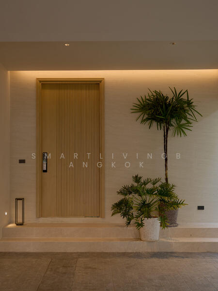 Luka Residence Ekamai, Bangkok, Bang Kapi, Huai Khwang, Bangkok, 4 Bedrooms, 430 sqm, Townhouse For Sale, by SmartLivingBangkok, 500145056 - DDproperty.com