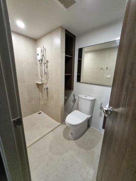 Noble Nue Cross Khu Khot : โนเบิล นิว ครอส คูคต, ปทุมธานี, คูคต, ลำลูกกา, ปทุมธานี, 31 ตร.ม., คอนโด ให้เช่า, โดย ปริ่มพร เลขะวรกุล, 500145071 - DDproperty.com