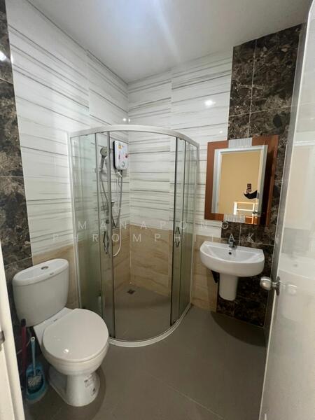 Golden Town 3 Bangna-Suanluang, Bangkok, Kanchanaphisek Road, Prawet, Prawet, Bangkok, 3 Bedrooms, 96 sqm, Townhouse For Rent, by Manapong Phromphitak, 500145149 - DDproperty.com