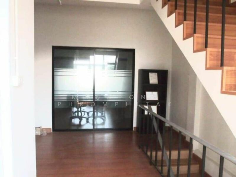 4-BR Townhouse, Bangkok, Bang Kae Nua, Bang Khae, Bangkok, 4 Bedrooms, 180 sqm, Townhouse For Sale, by Manapong Phromphitak, 500145156 - DDproperty.com