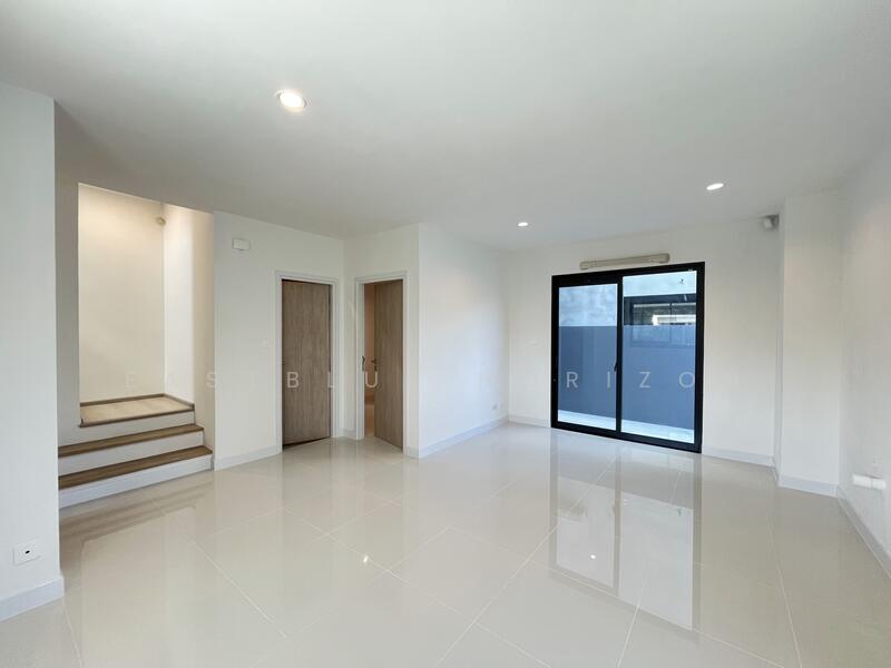 Nirvana DEFINE Krungthep Kreetha : เนอวานา ดีฟายน์ กรุงเทพกรีฑา, กรุงเทพ, ถนนศรีนครินทร์-ร่มเกล้า, หัวหมาก, บางกะปิ, กรุงเทพ, 202 ตร.ม., ทาวน์เฮ้าส์ ขาย, โดย Eastblue Horizon, 500145175 - DDproperty.com