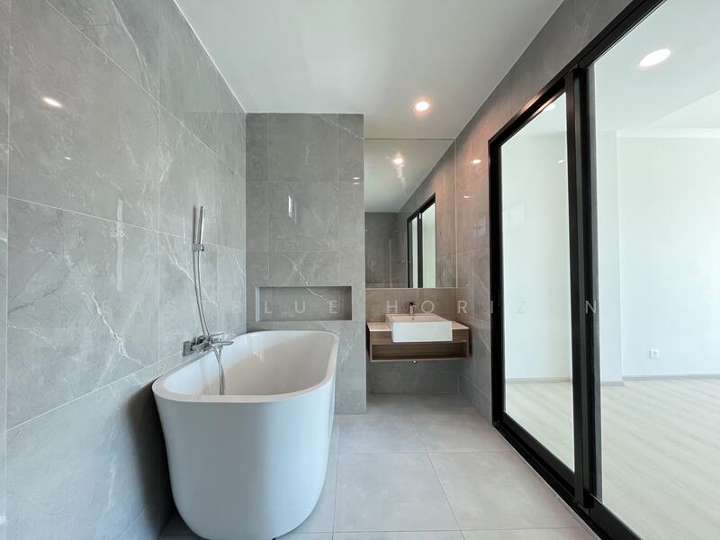 Nirvana DEFINE Krungthep Kreetha, Bangkok, Srinakarin-Romklao Road, Hua Mak, Bang Kapi, Bangkok, 3 Bedrooms, 202 sqm, Townhouse For Sale, by Eastblue Horizon, 500145175 - DDproperty.com