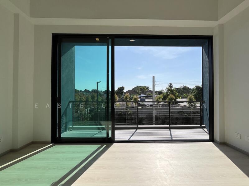 Nirvana DEFINE Krungthep Kreetha, Bangkok, Srinakarin-Romklao Road, Hua Mak, Bang Kapi, Bangkok, 3 Bedrooms, 202 sqm, Townhouse For Sale, by Eastblue Horizon, 500145175 - DDproperty.com