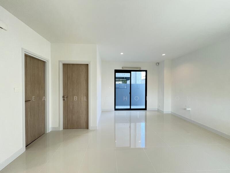 Nirvana DEFINE Krungthep Kreetha, Bangkok, Srinakarin-Romklao Road, Hua Mak, Bang Kapi, Bangkok, 3 Bedrooms, 202 sqm, Townhouse For Sale, by Eastblue Horizon, 500145175 - DDproperty.com
