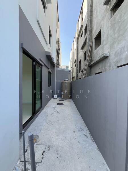 Nirvana DEFINE Krungthep Kreetha, Bangkok, Srinakarin-Romklao Road, Hua Mak, Bang Kapi, Bangkok, 3 Bedrooms, 202 sqm, Townhouse For Sale, by Eastblue Horizon, 500145175 - DDproperty.com