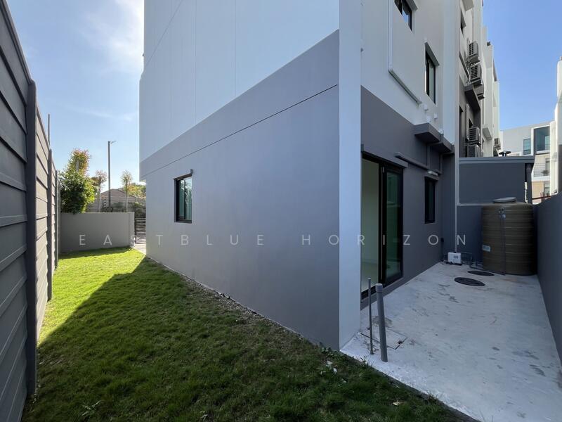 Nirvana DEFINE Krungthep Kreetha, Bangkok, Srinakarin-Romklao Road, Hua Mak, Bang Kapi, Bangkok, 3 Bedrooms, 202 sqm, Townhouse For Sale, by Eastblue Horizon, 500145175 - DDproperty.com