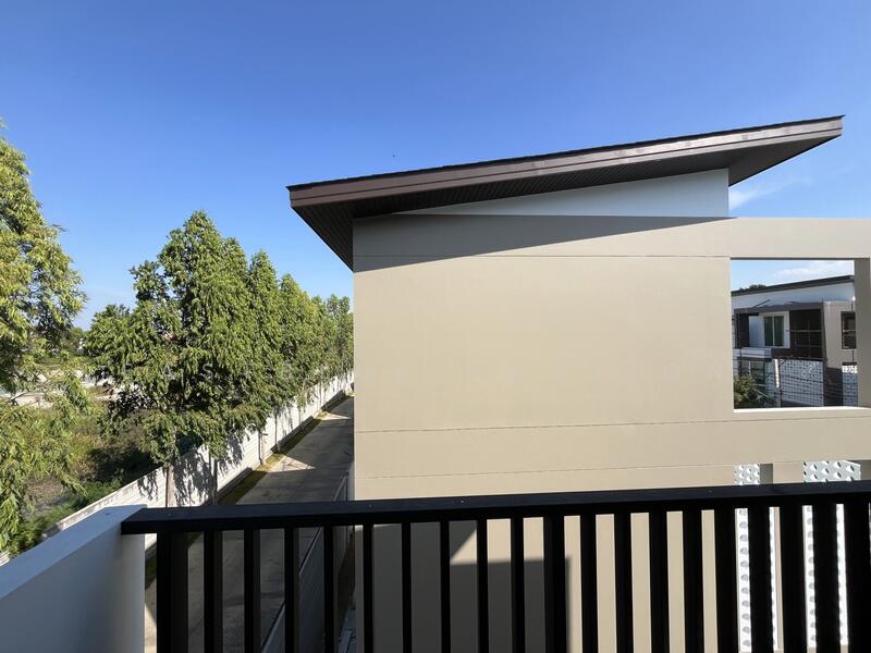 Nirvana Absolute Bangna, Samut Prakan, Parallel road, Bangna-Trad Road, Rachathewa, Bang Plee, Samut Prakan, 4 Bedrooms, 282 sqm, Single Detached House For Sale, by Eastblue Horizon, 500145182 - DDproperty.com