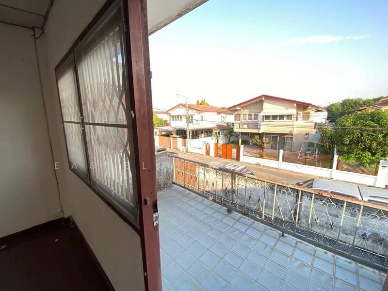 House Area Sena Nikhom, Bangkok, Chorake Bua, Lat Phrao, Bangkok, 4 Bedrooms, 220 sqm, Single Detached House For Sale, by Eastblue Horizon, 500145189 - DDproperty.com