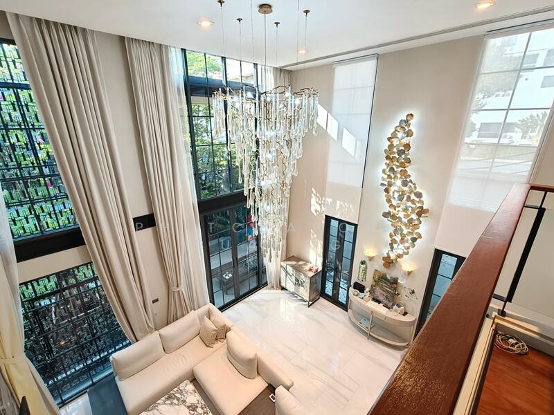 Quarter 31, Bangkok, 333 Soi Sukhumvit 31, Khlong Tan Nua, Watthana, Bangkok, 4 Bedrooms, 425 sqm, Townhouse For Sale, by Phitchaporn Buamag, 500145213 - DDproperty.com