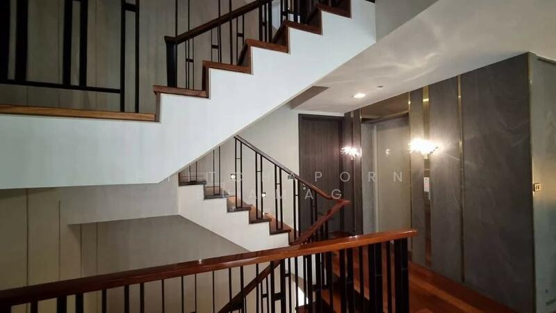 Quarter 31, Bangkok, 333 Soi Sukhumvit 31, Khlong Tan Nua, Watthana, Bangkok, 4 Bedrooms, 425 sqm, Townhouse For Sale, by Phitchaporn Buamag, 500145213 - DDproperty.com