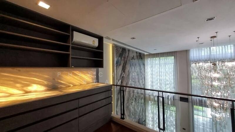 Quarter 31, Bangkok, 333 Soi Sukhumvit 31, Khlong Tan Nua, Watthana, Bangkok, 4 Bedrooms, 425 sqm, Townhouse For Sale, by Phitchaporn Buamag, 500145213 - DDproperty.com