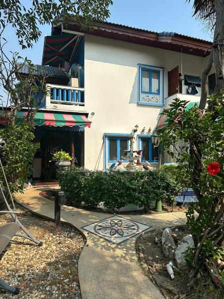 Tararom Ramkhamhaeng 9, Bangkok, Soi Thararom, Hua Mak, Bang Kapi, Bangkok, 3 Bedrooms, 350 sqm, Single Detached House For Sale, by Eastblue Horizon, 500145233 - DDproperty.com