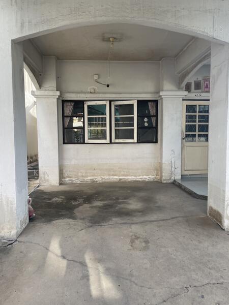 For Sale - ขายบ้านเดี่ยวหลังมุม หมู่บ้านวรนุช เพชรเกษม 68 แยก 31 ขายตามสภาพ ราคาต่อรองได้ ทำเลดี ใกล้ MRT บางแค, Bangkok