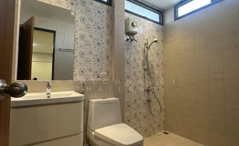 Detached House for Rent in Ekkamai area, กรุงเทพ, พระโขนงเหนือ, วัฒนา, กรุงเทพ, 220 ตร.ม., บ้านเดี่ยว ให้เช่า, โดย HomeConnect Thailand, 500145242 - DDproperty.com