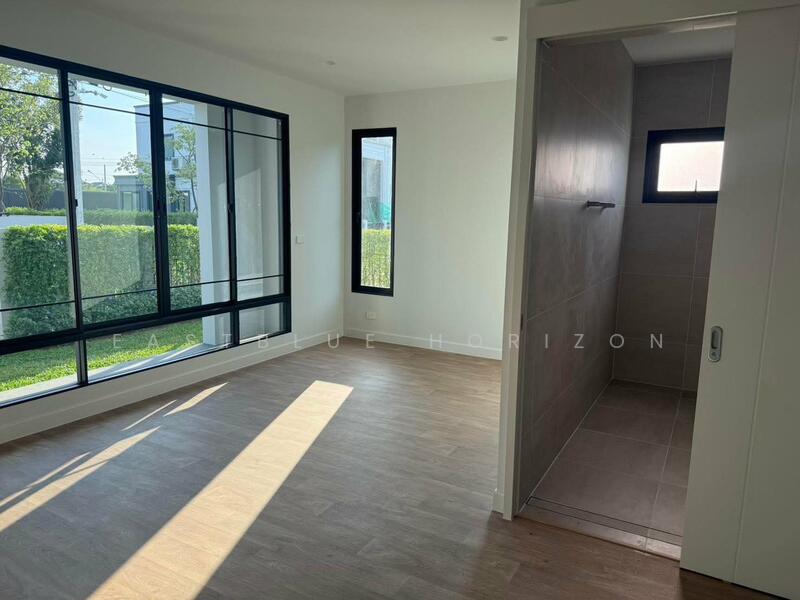 Setthasiri Wongwaen-Chatuchot, Bangkok, 1353 Sam Wa Tawan Tok, Sam Wa Tawan Tok, Khlong Sam Wa, Bangkok, 5 Bedrooms, 498 sqm, Single Detached House For Sale, by Eastblue Horizon, 500145270 - DDproperty.com