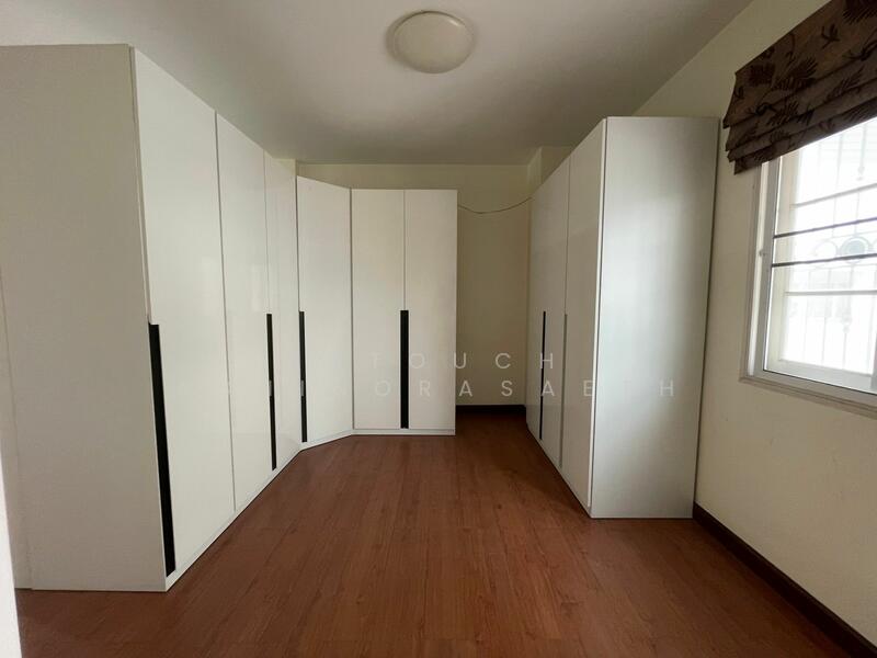 Urban Sathorn, Bangkok, Ratchaphruek Road, Bang Chak, Phasi Charoen, Bangkok, 3 Bedrooms, 255 sqm, Townhouse For Rent, by Intouch Abhinorasaeth, 500145283 - DDproperty.com