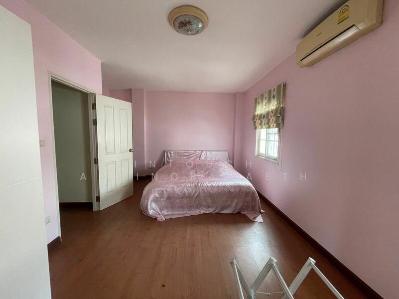 Urban Sathorn, Bangkok, Ratchaphruek Road, Bang Chak, Phasi Charoen, Bangkok, 3 Bedrooms, 255 sqm, Townhouse For Rent, by Intouch Abhinorasaeth, 500145283 - DDproperty.com