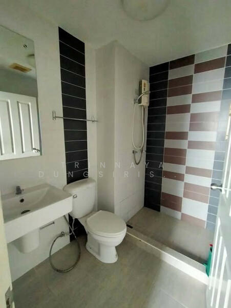 The Trust Residence Pinklao, Bangkok, 151 Boromarajonani Road, Arun Amarin, Bangkok Noi, Bangkok, 2 Bedrooms, 58 sqm, Condo For Sale, by Trinnaya Dungsirisangthong, 500145309 - DDproperty.com