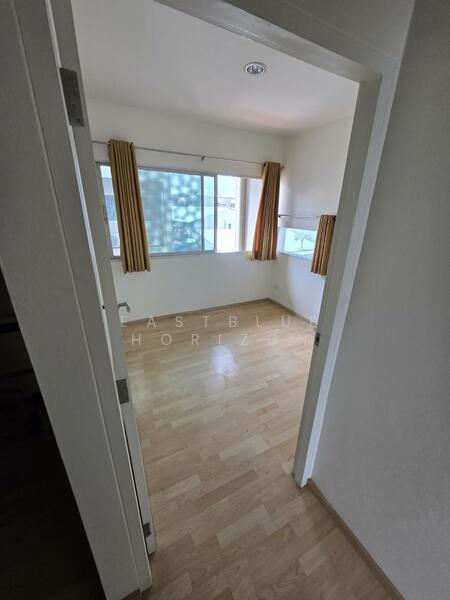 Noble Cube Pattanakarn, Bangkok, Phatthanakan Road, Suan Luang, Suan Luang, Bangkok, 3 Bedrooms, 200 sqm, Townhouse For Sale, by Eastblue Horizon, 500145355 - DDproperty.com