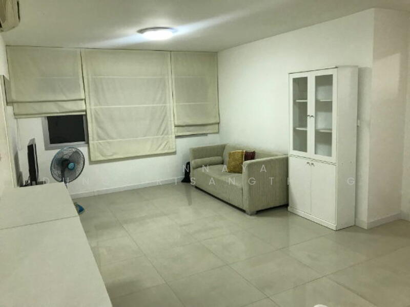 Condo One Sukhumvit 67, Bangkok, 35 Soi Sukhumvit 67, Phra Kanong Nua, Watthana, Bangkok, 1 Bedroom, 53 sqm, Condo For Sale, by Trinnaya Dungsirisangthong, 500145358 - DDproperty.com