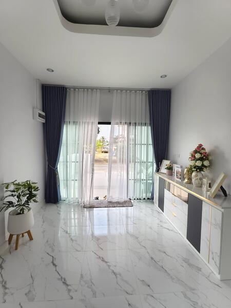 ขายบ้าน 3 ห้องนอน พัทยาตะวันออก, ชลบุรี, บางละมุง, บางละมุง, ชลบุรี, 200 ตร.ม., บ้านแฝด ขาย, โดย PLC Real Estate, 500145388 - DDproperty.com