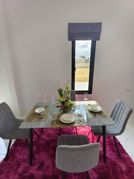 ขายบ้าน 3 ห้องนอน พัทยาตะวันออก, ชลบุรี, บางละมุง, บางละมุง, ชลบุรี, 200 ตร.ม., บ้านแฝด ขาย, โดย PLC Real Estate, 500145388 - DDproperty.com