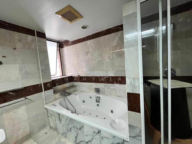 President Park Sukhumvit 24, Bangkok, 99 Sukhumvit 24 Alley, Khlongtoei Nua, Watthana, Bangkok, 3 Bedrooms, 260 sqm, Condo For Rent, by Thanyalak Premputtiphan, 500145403 - DDproperty.com