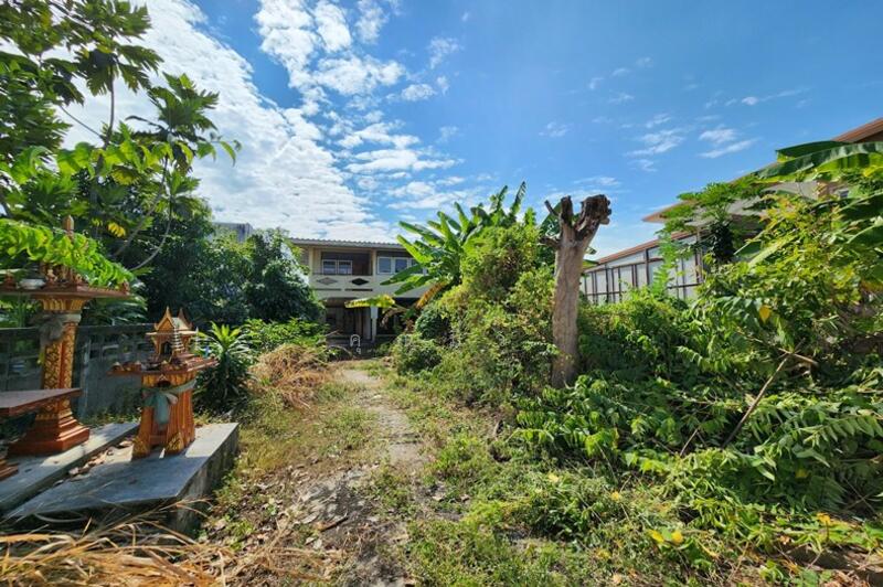 ขายที่ดินพร้อมบ้าน 148 ตร.วา พหลโยธิน 62 ใกล้ BTS แยก คปอ. สนามบินดอนเมือง, ปทุมธานี, พหลโยธิน, คูคต, ลำลูกกา, ปทุมธานี, 592 ตร.ม., ที่ดิน ขาย, โดย คุณมิว, 500145408 - DDproperty.com